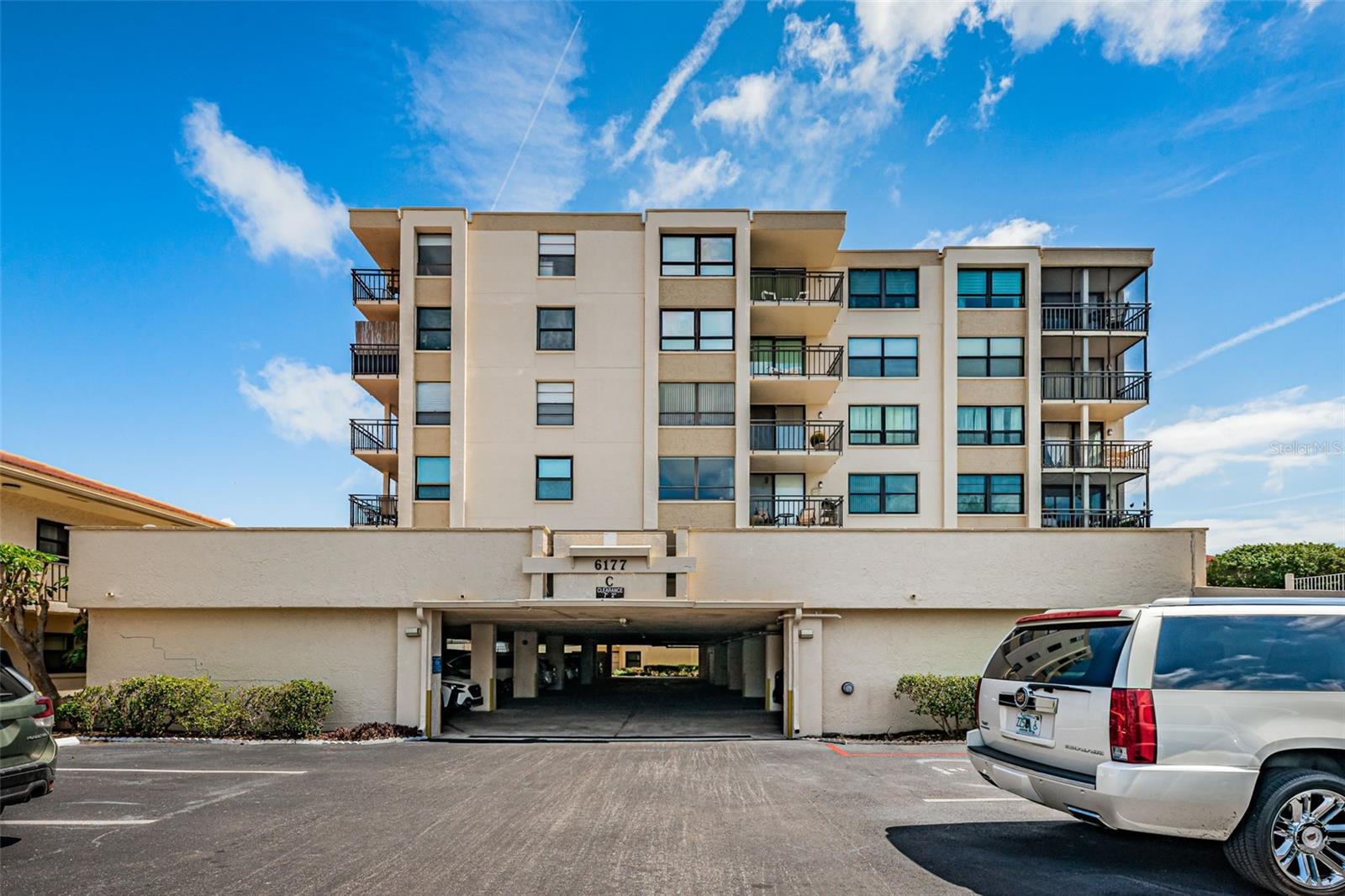 6177 Sun Unit 307, St Petersburg, FL 33715