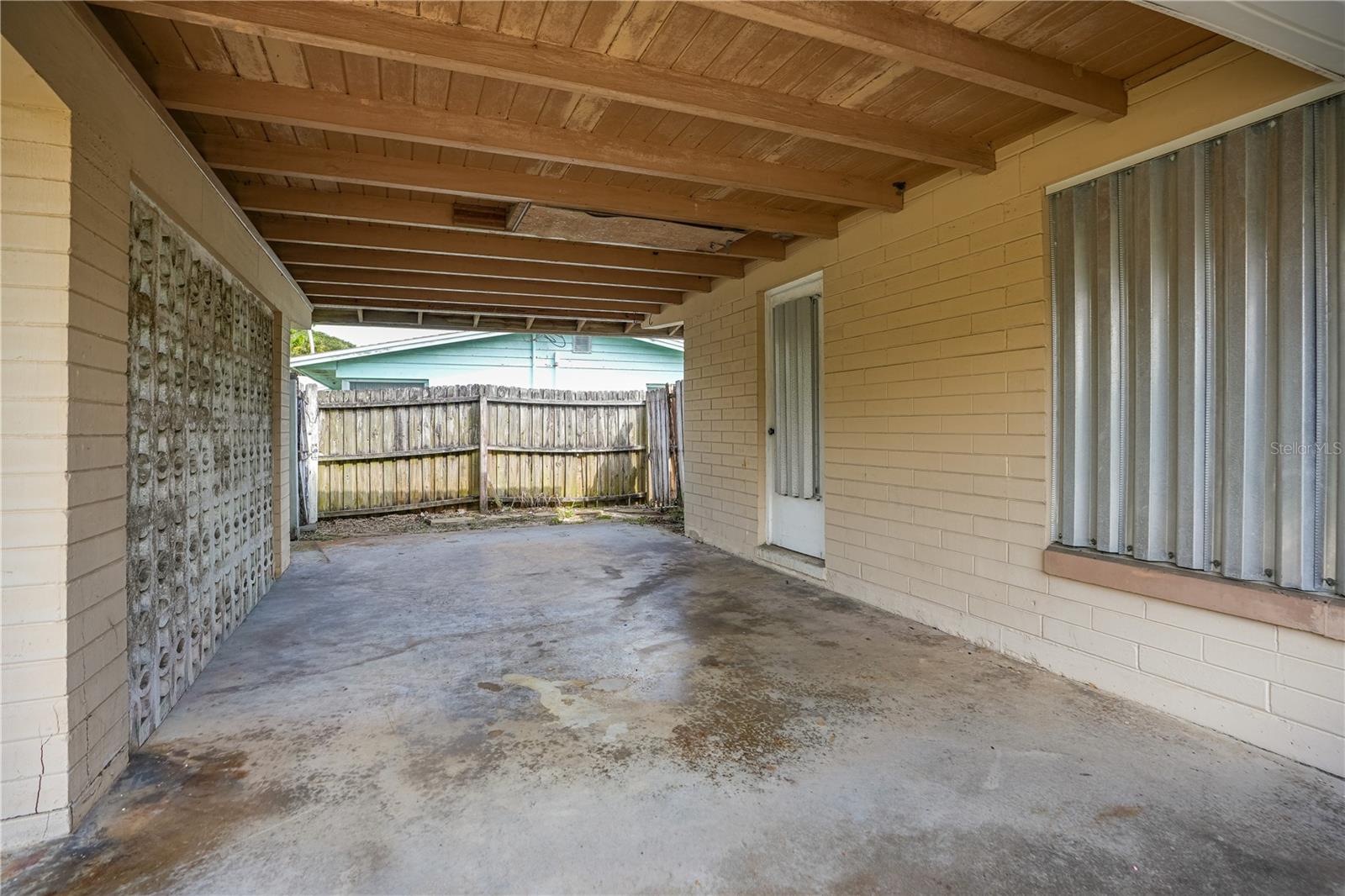 2005 Saxon, New Smyrna Beach, FL 32169
