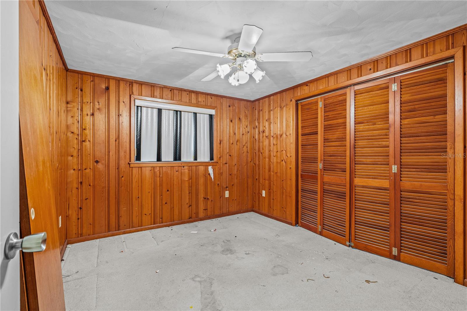 2005 Saxon, New Smyrna Beach, FL 32169