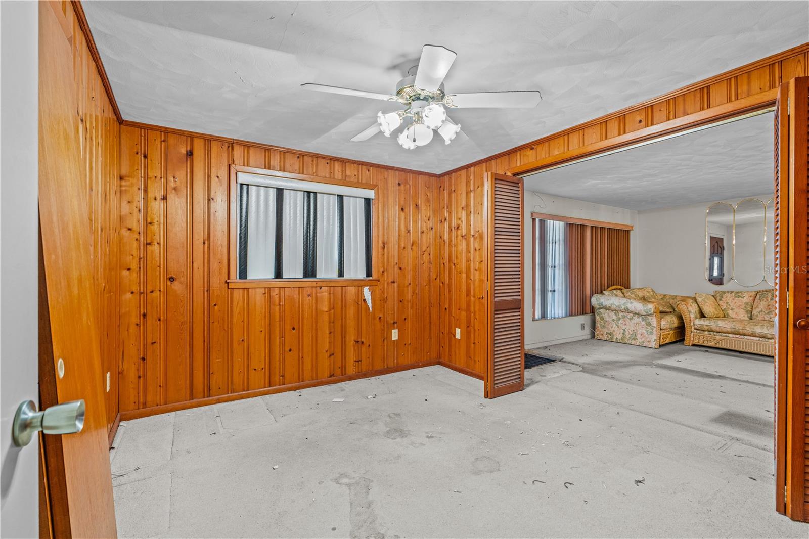 2005 Saxon, New Smyrna Beach, FL 32169