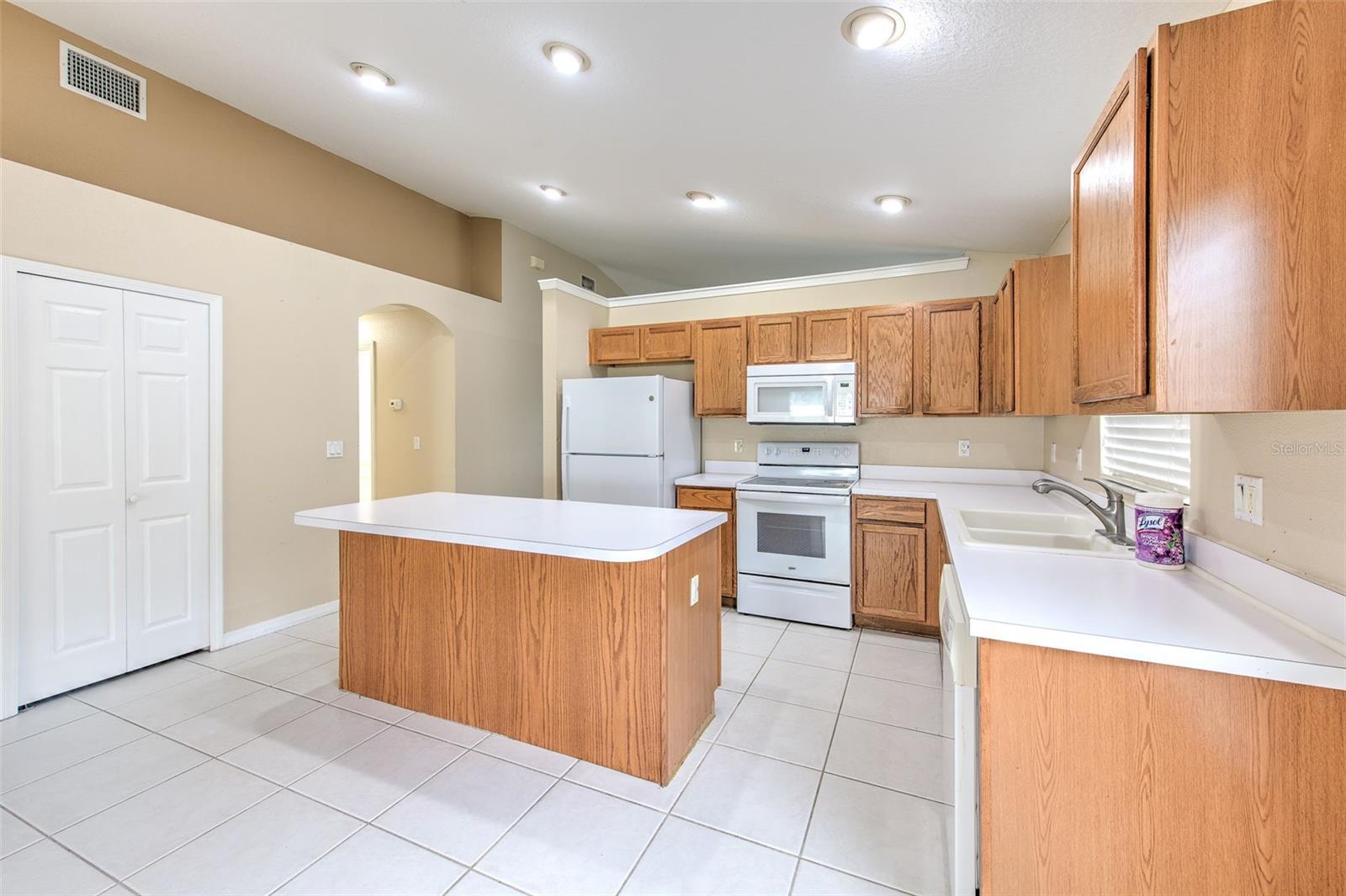 3945 Hampton Hills, Lakeland, FL 33810