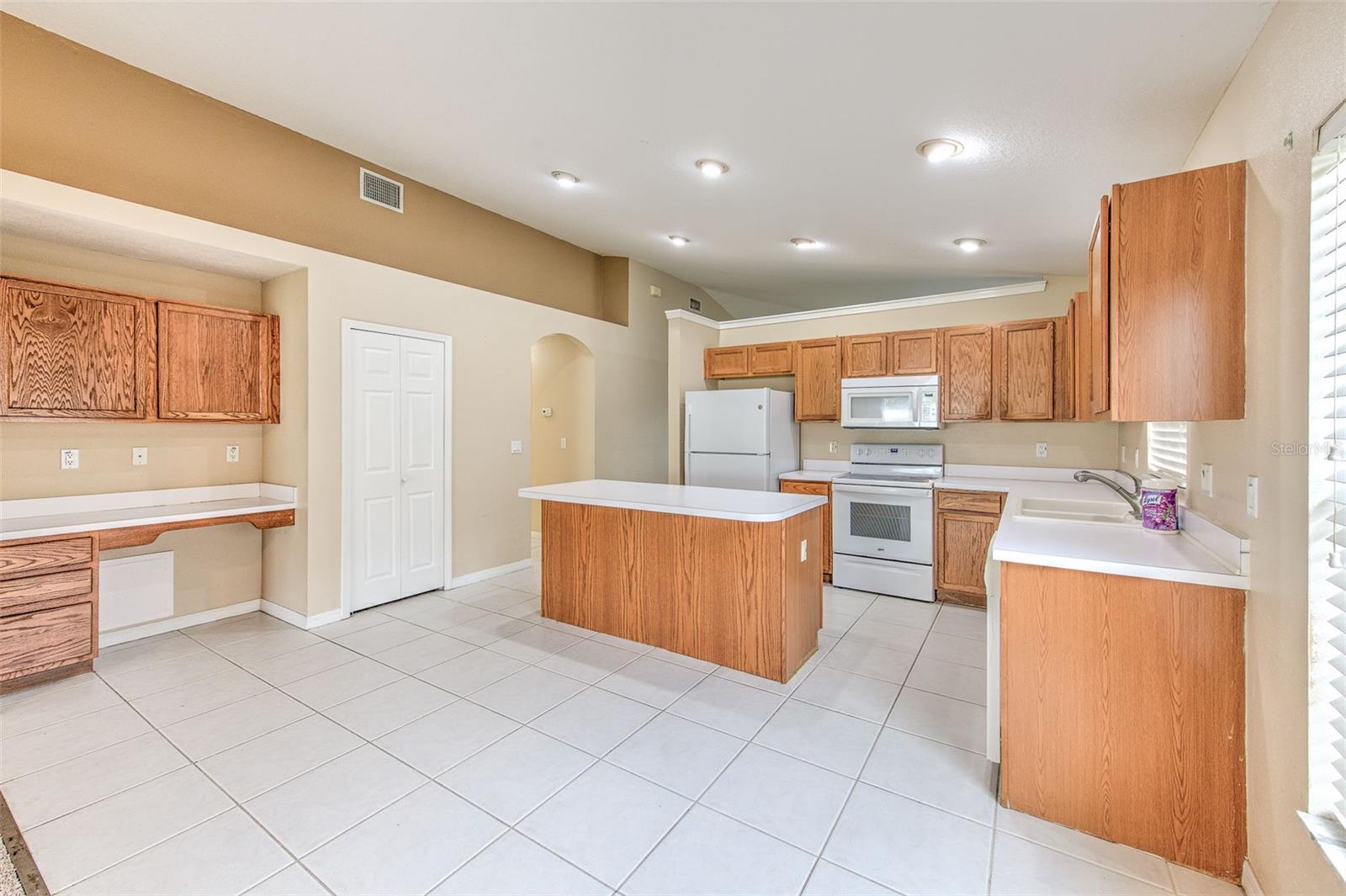 3945 Hampton Hills, Lakeland, FL 33810