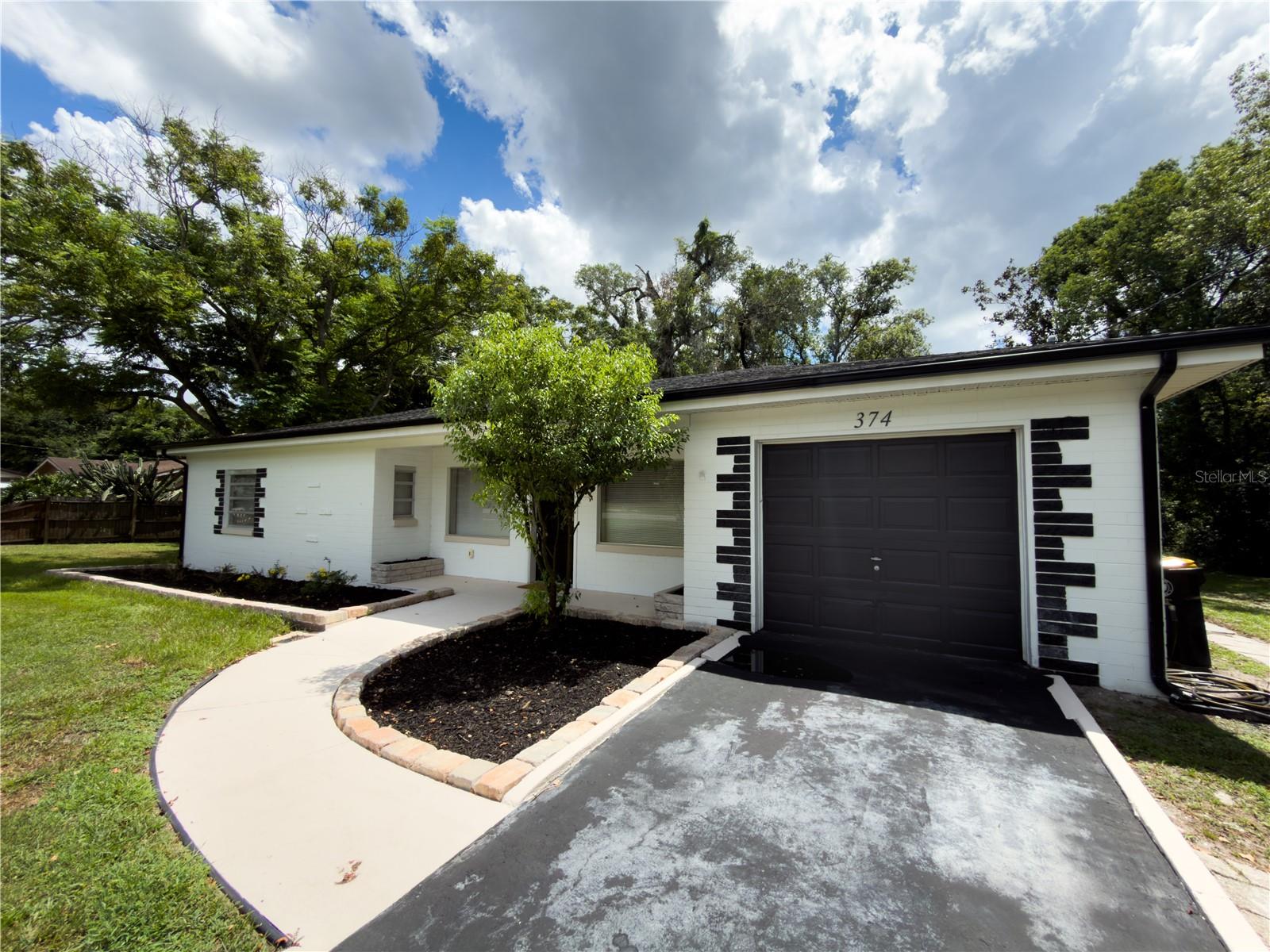 374 Graves, Orange City, FL 32763