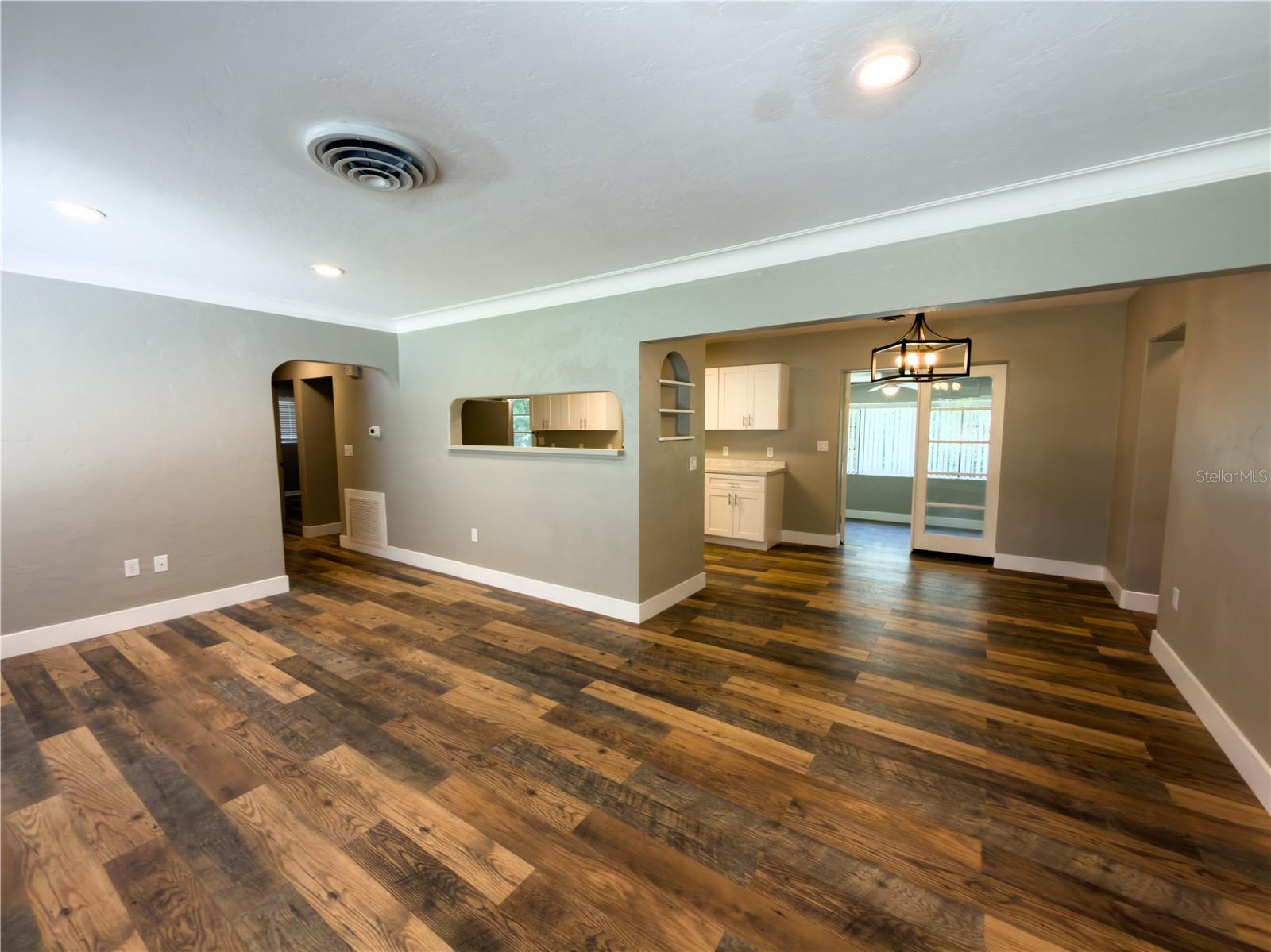 374 Graves, Orange City, FL 32763