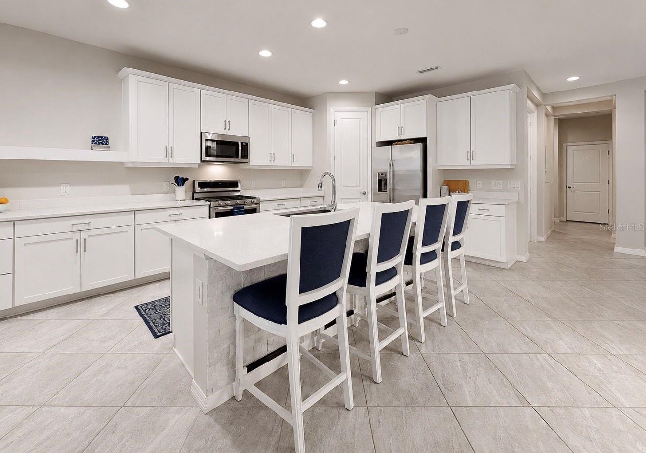 311 Chantilly, Bradenton, FL 34212
