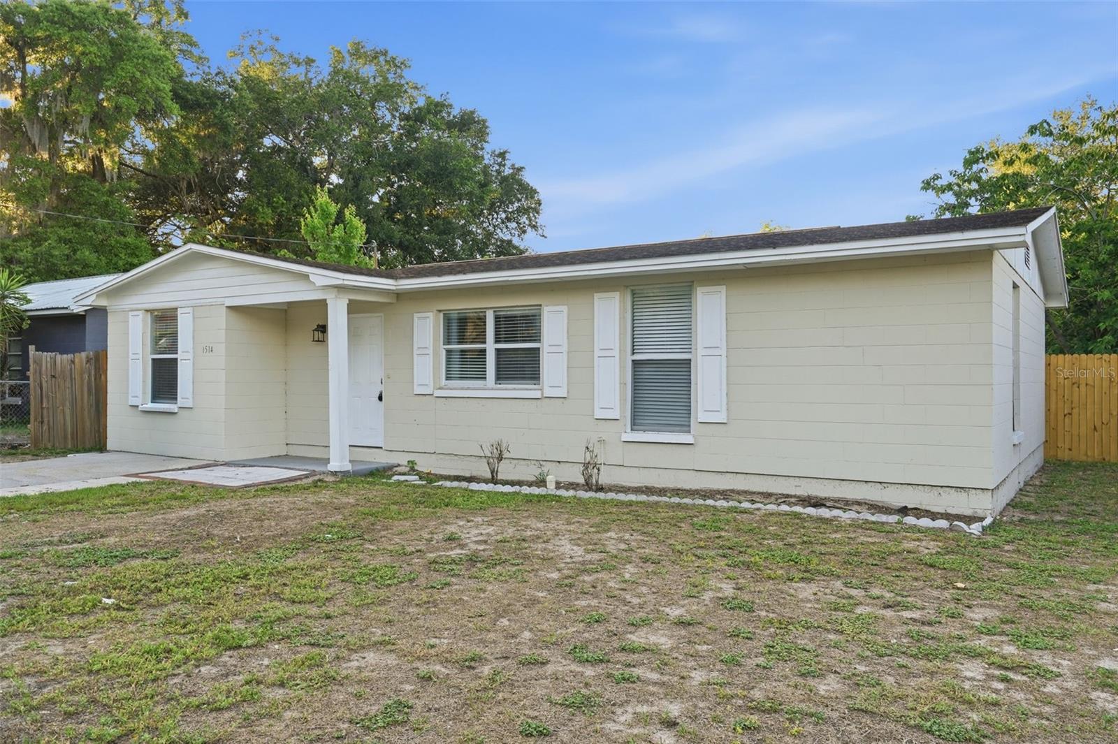 1514 Crest, Leesburg, FL 34748