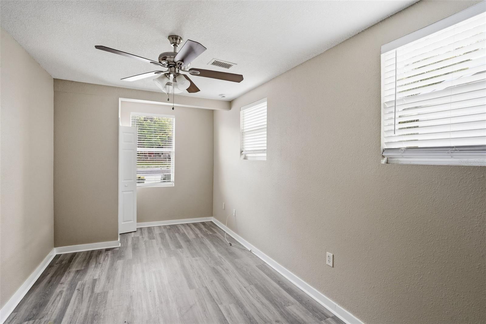 1514 Crest, Leesburg, FL 34748