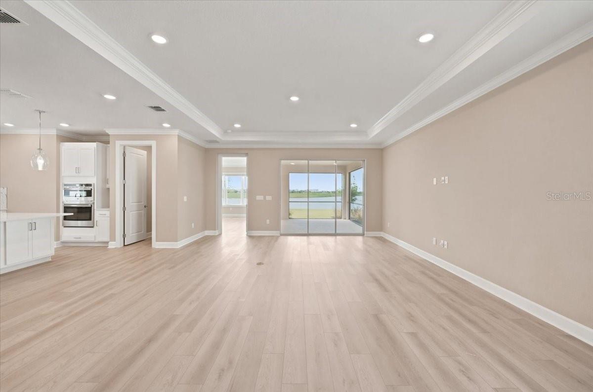 7727 Caspian, Palmetto, FL 34221