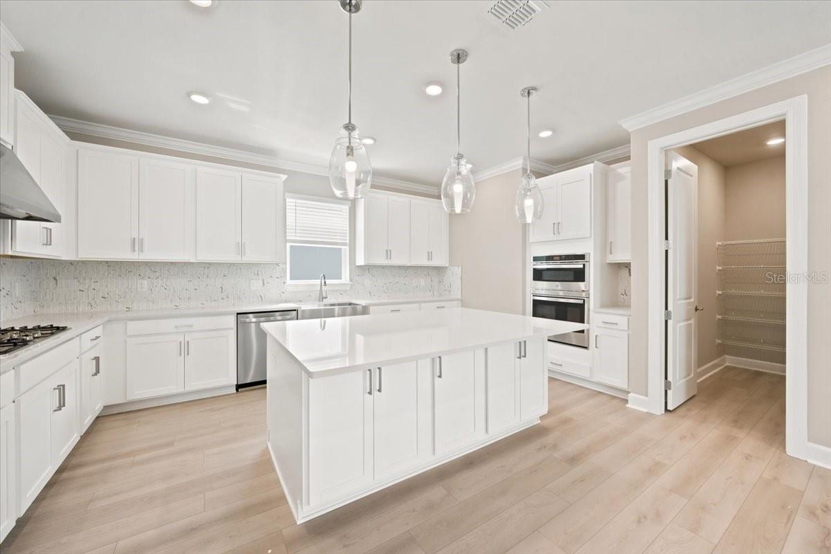 7727 Caspian, Palmetto, FL 34221