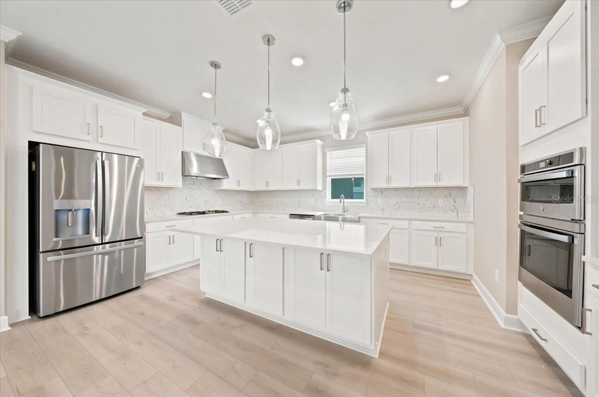 7727 Caspian, Palmetto, FL 34221