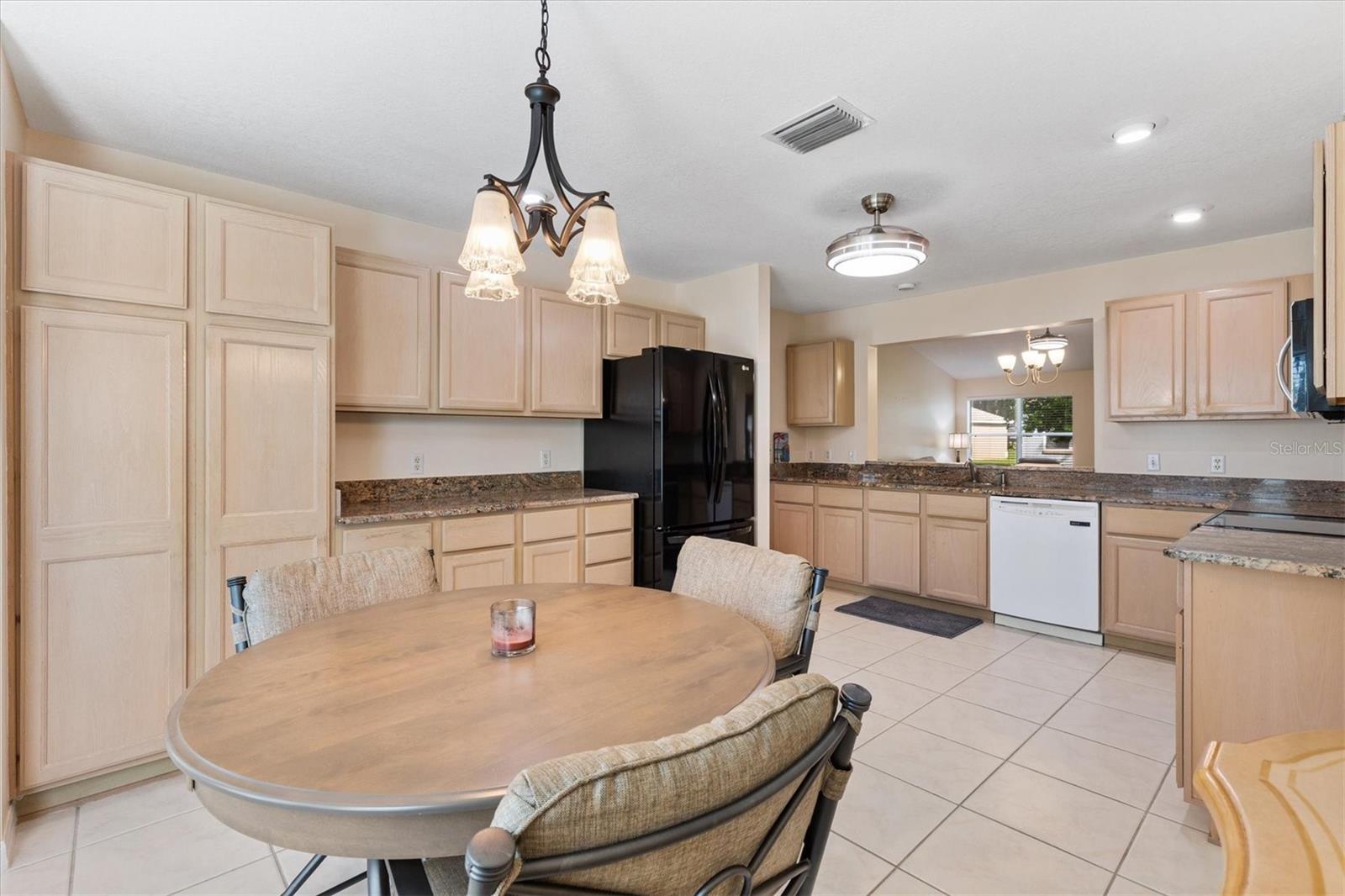 915 Ventura, Lady Lake, FL 32159
