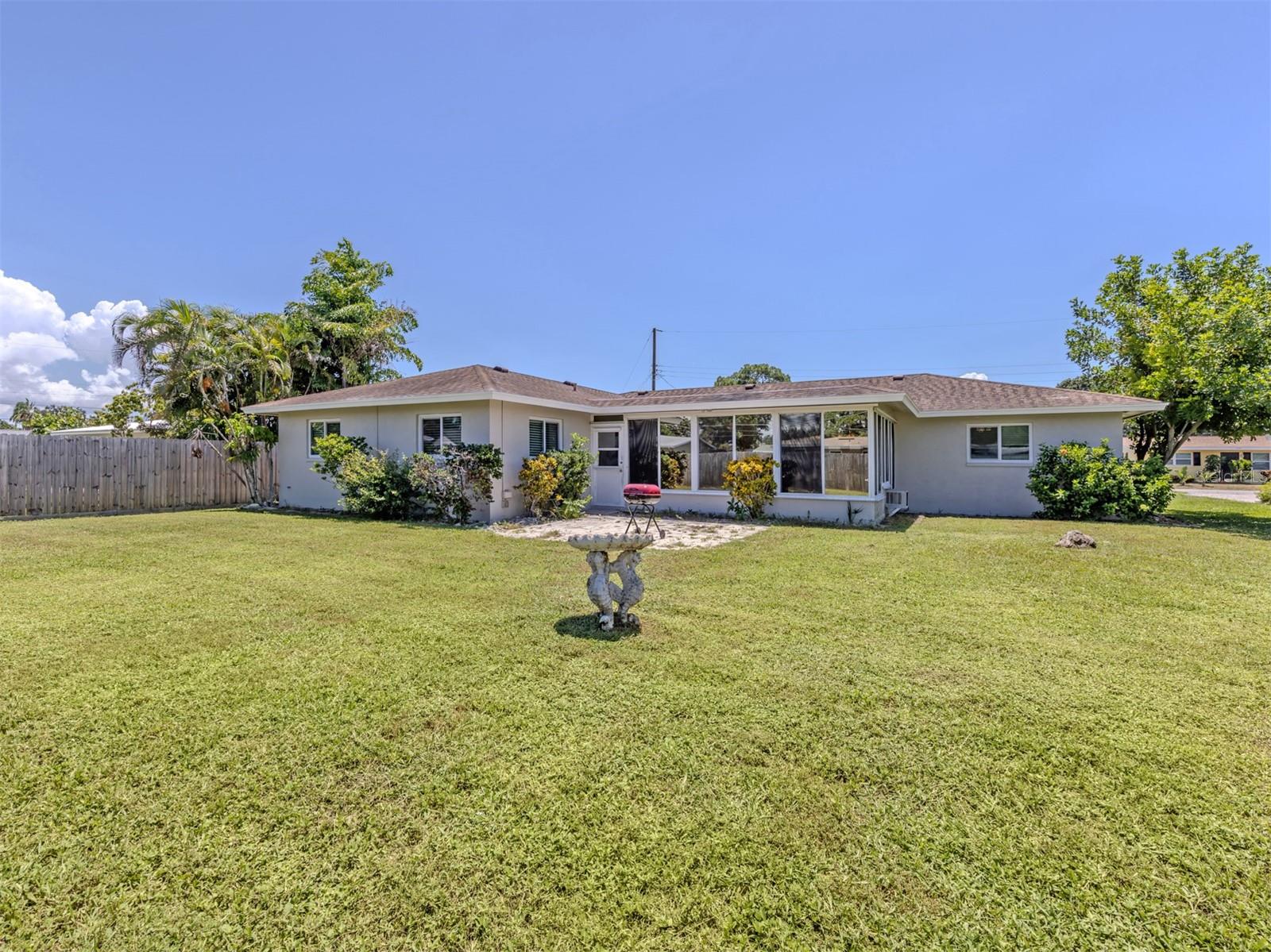 2161 Inner Cass, Sarasota, FL 34231