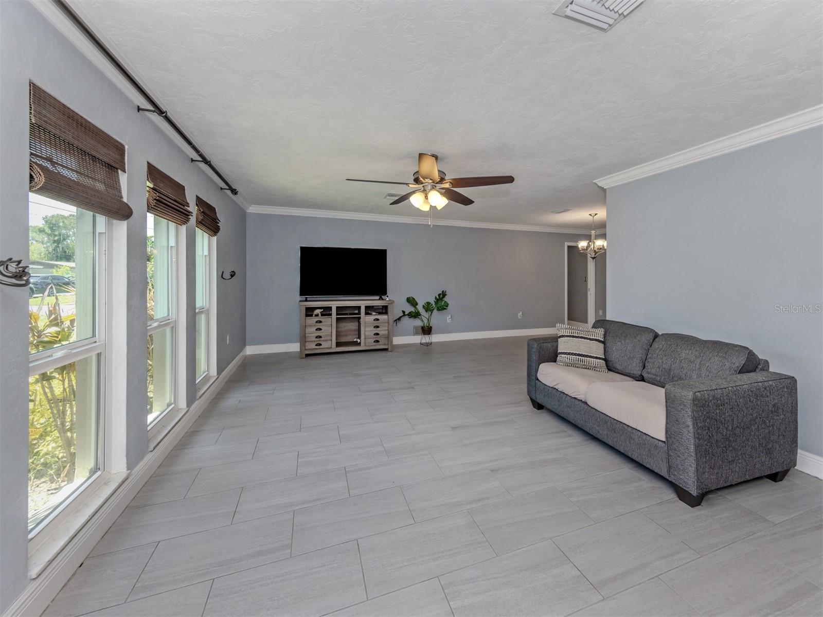 2161 Inner Cass, Sarasota, FL 34231