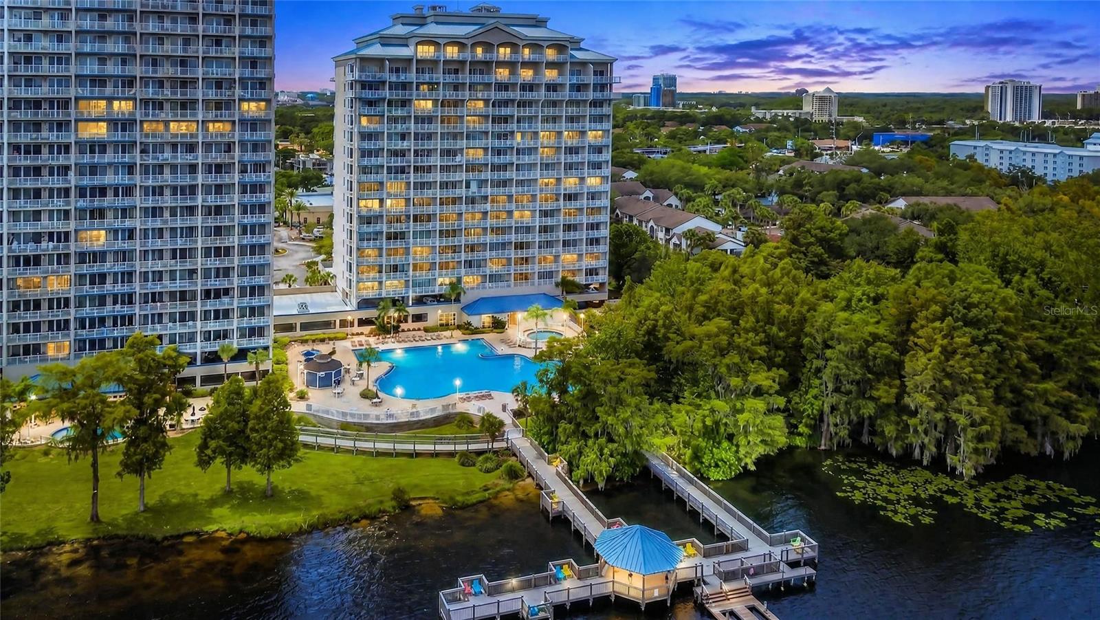 13427 Blue Heron Beach Unit 402, Orlando, FL 32821