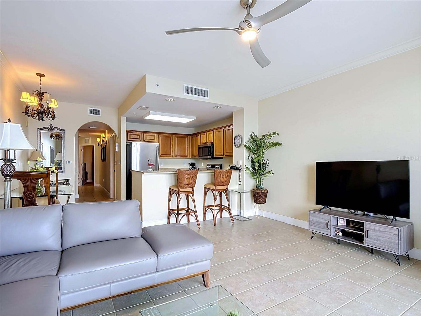 13427 Blue Heron Beach Unit 402, Orlando, FL 32821