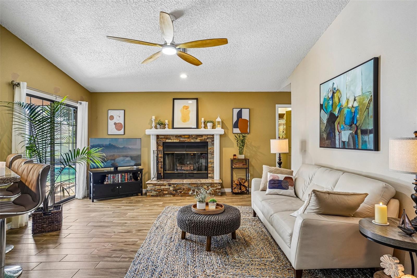 107 Shorewood, Tavares, FL 32778