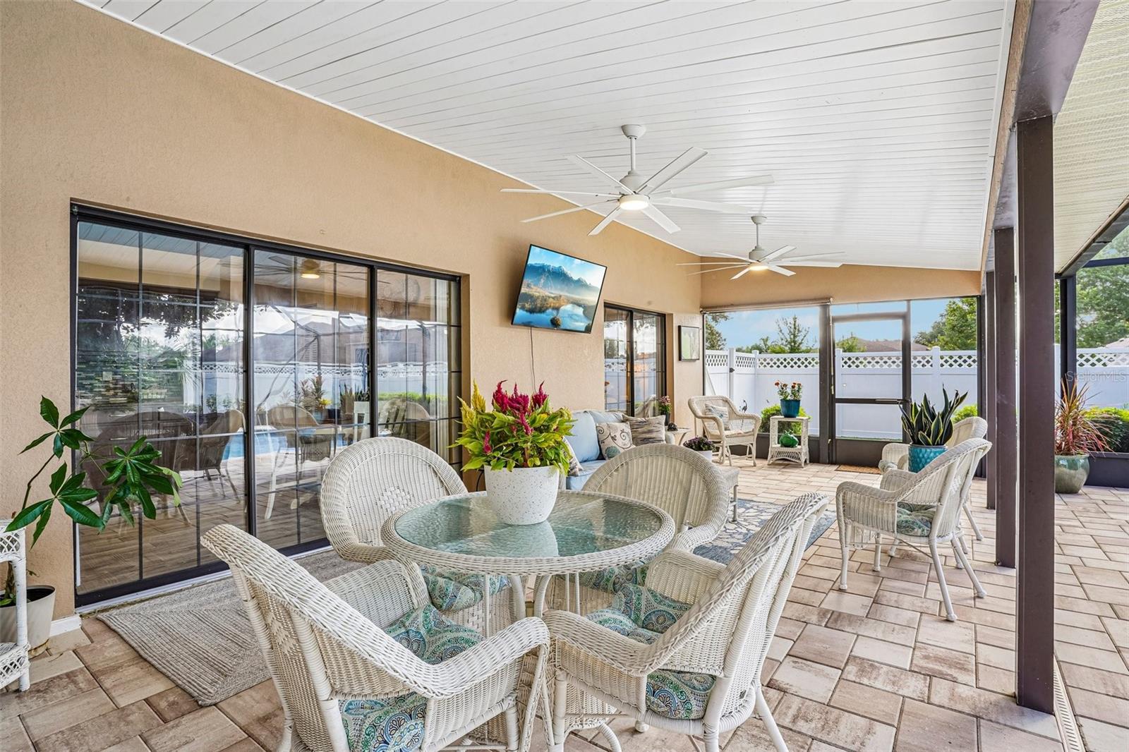 107 Shorewood, Tavares, FL 32778