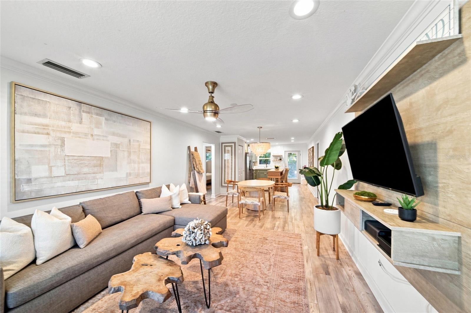 205 82nd, Holmes Beach, FL 34217