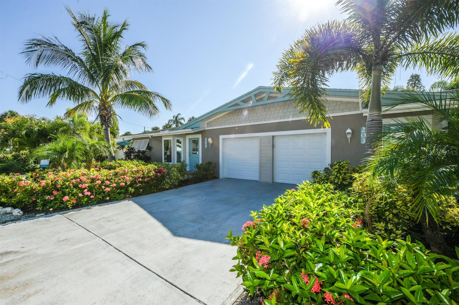 205 82nd, Holmes Beach, FL 34217