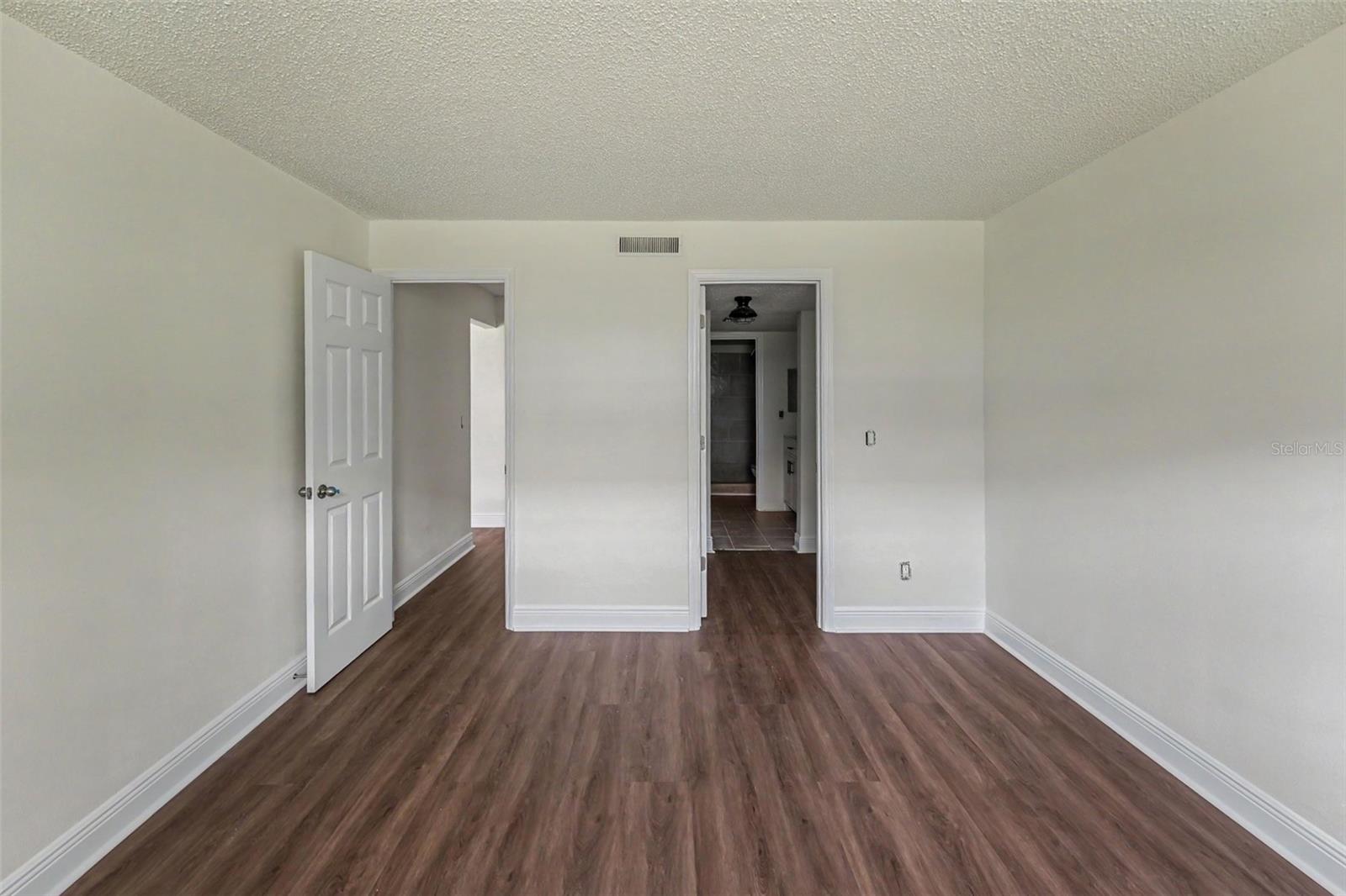 200 Countryclub Unit 1205, Largo, FL 33771