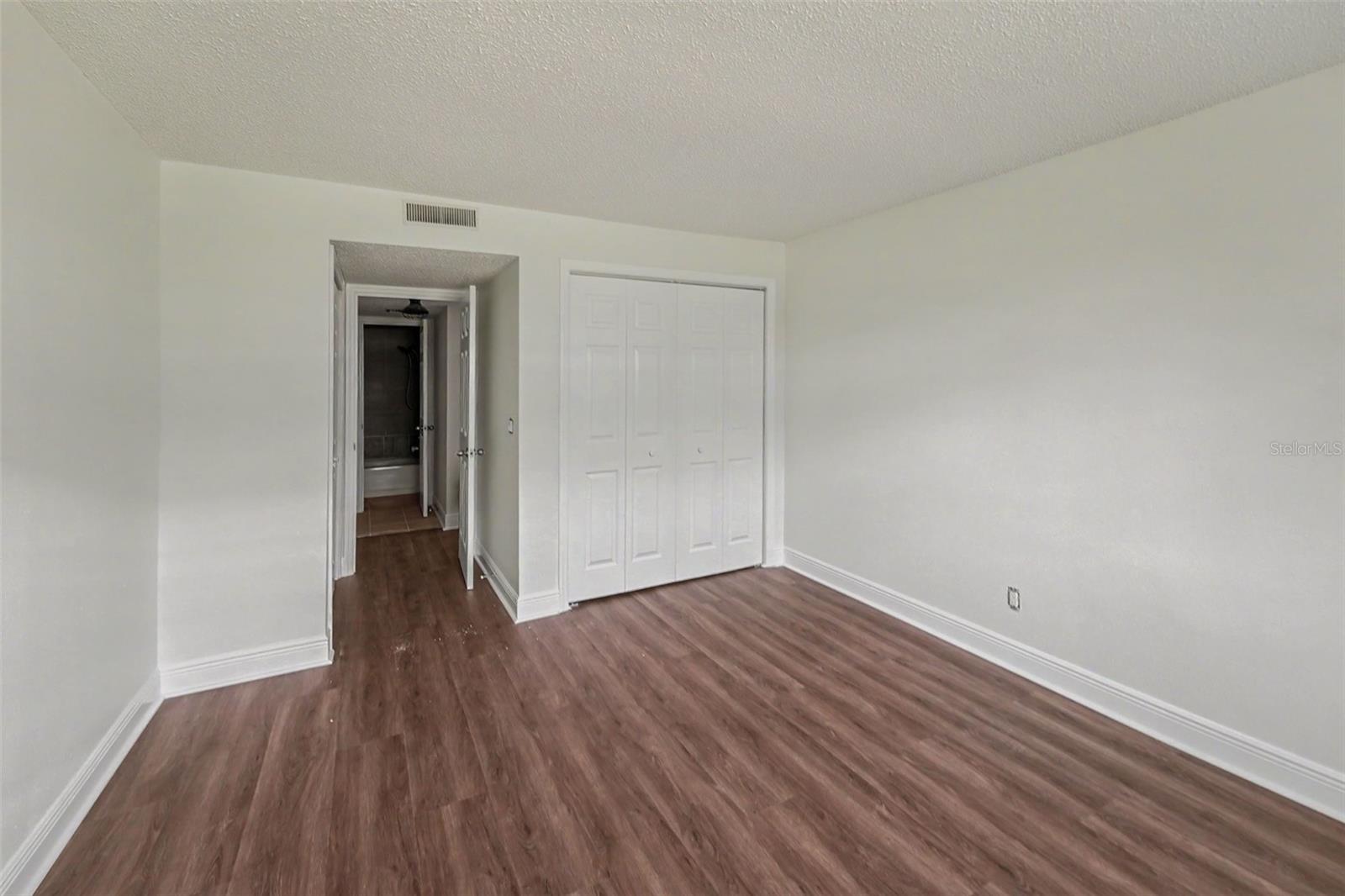 200 Countryclub Unit 1205, Largo, FL 33771