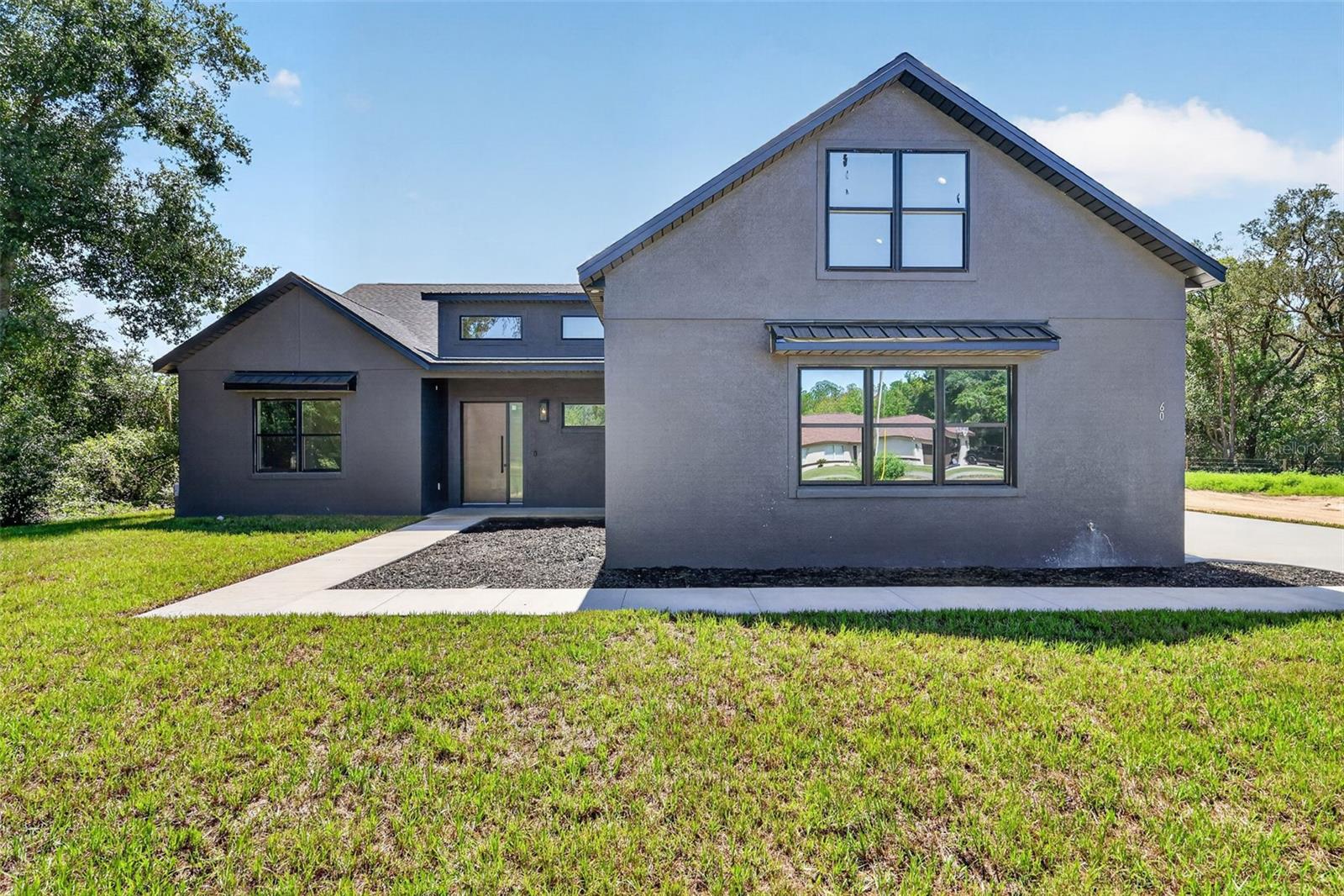 60 Guava, Ocklawaha, FL 32179