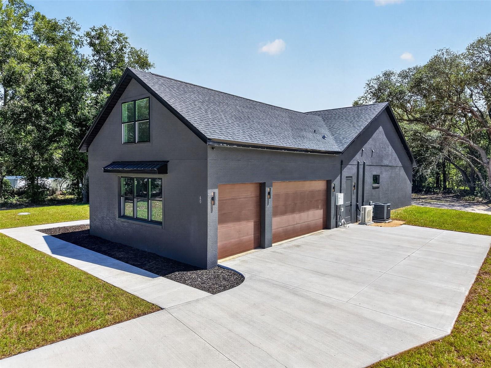 60 Guava, Ocklawaha, FL 32179
