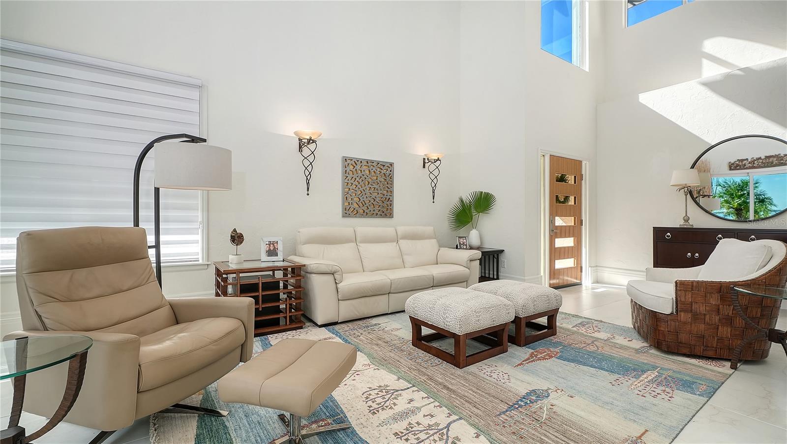 3530 Mistletoe, Longboat Key, FL 34228