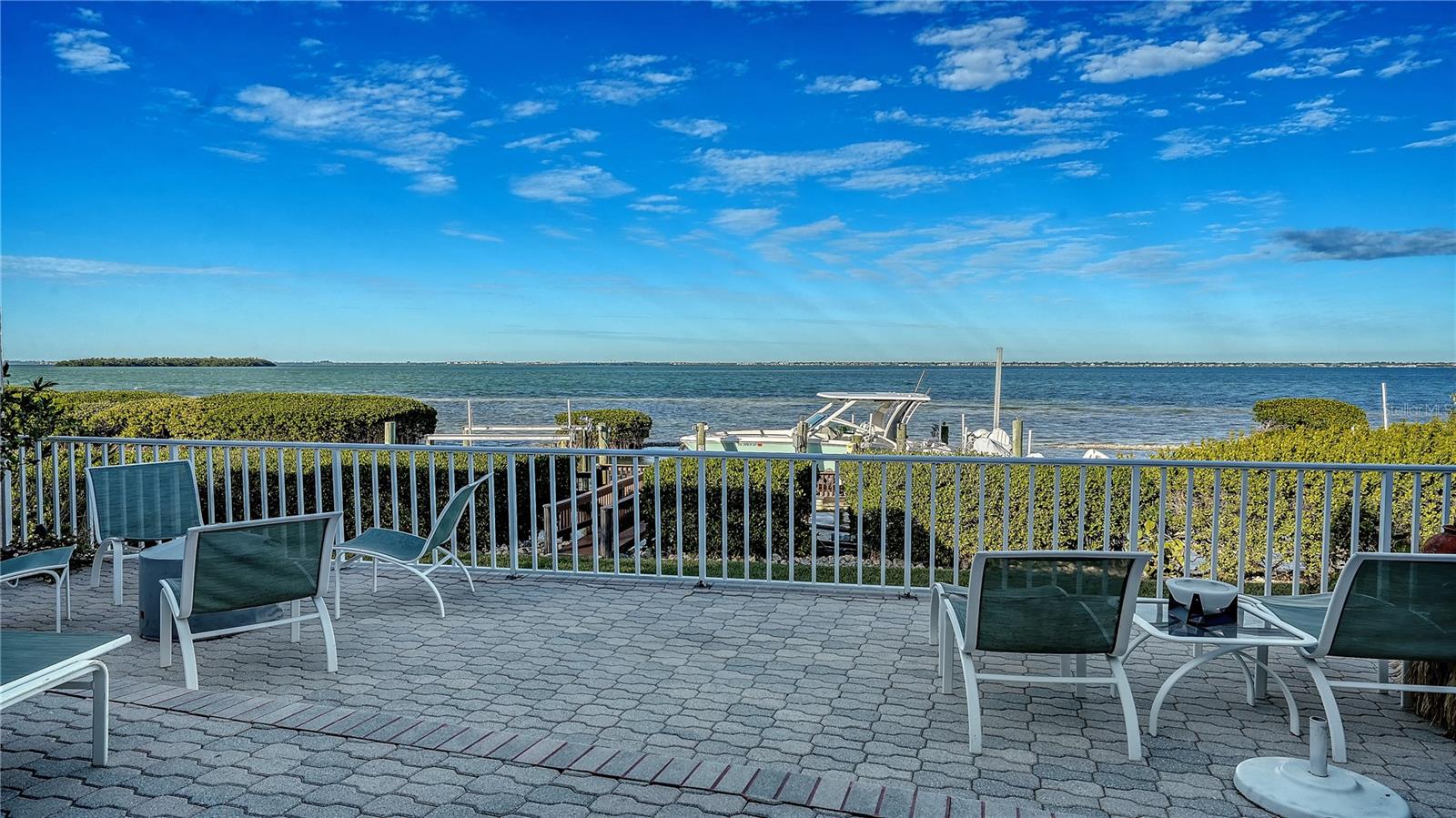 3530 Mistletoe, Longboat Key, FL 34228