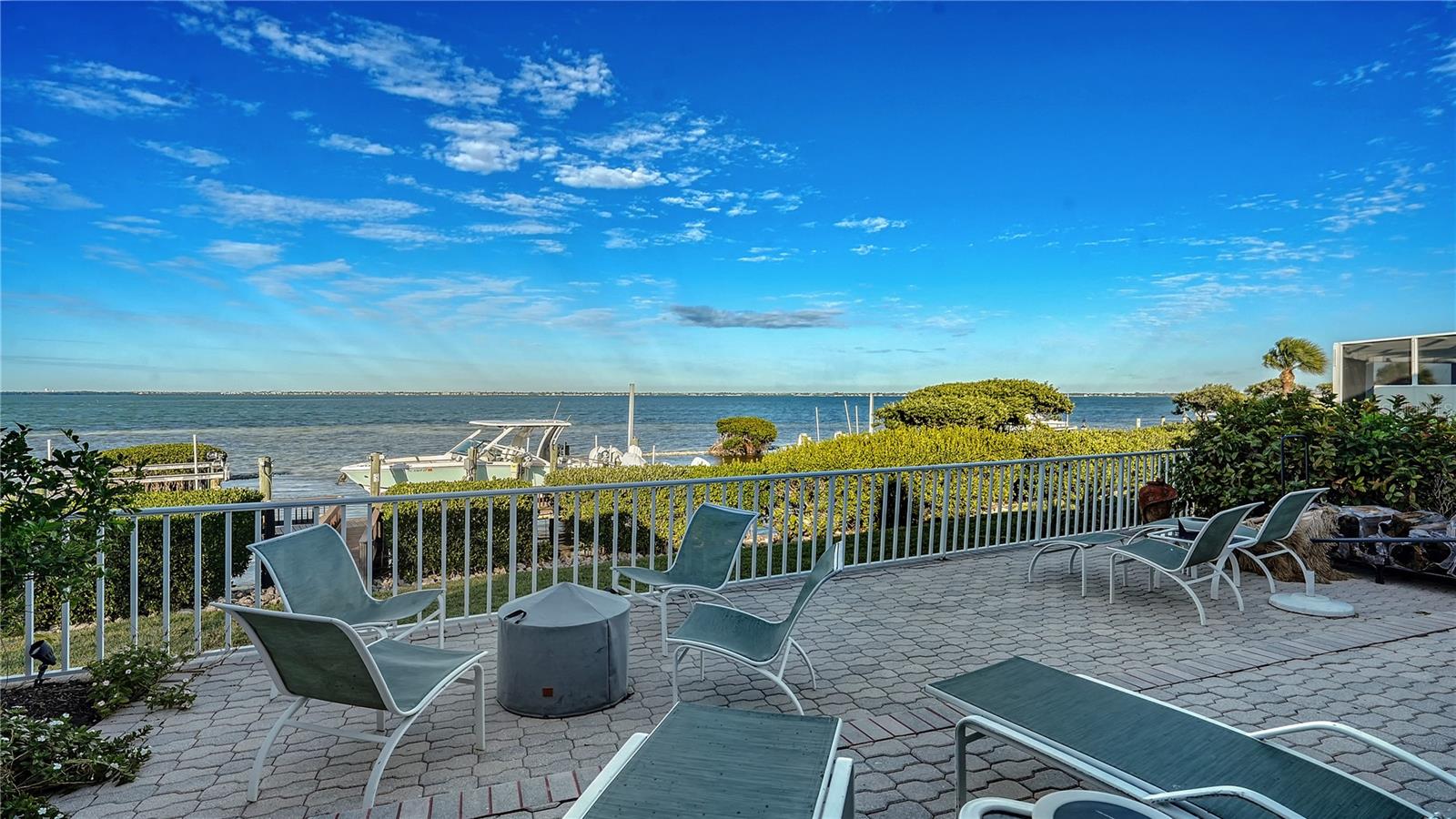 3530 Mistletoe, Longboat Key, FL 34228