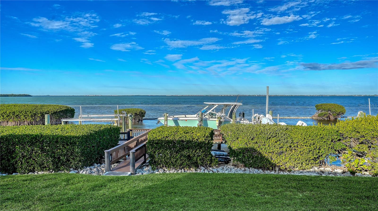 3530 Mistletoe, Longboat Key, FL 34228