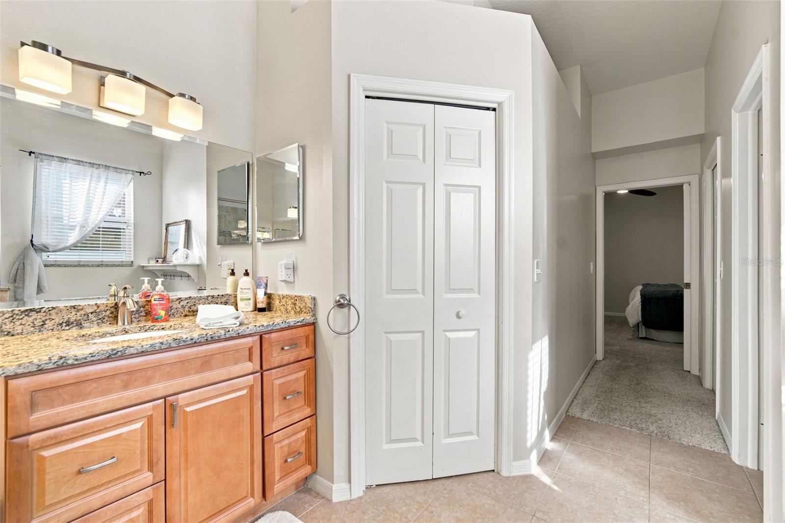 2020 Alafia Oaks, Valrico, FL 33596