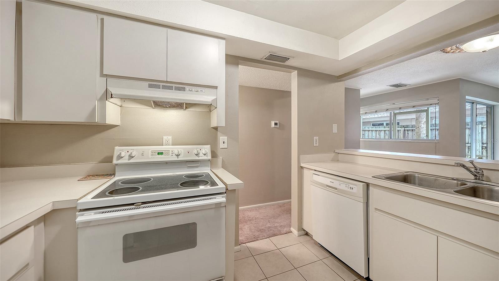 2121 Wood Unit A103, Sarasota, FL 34237