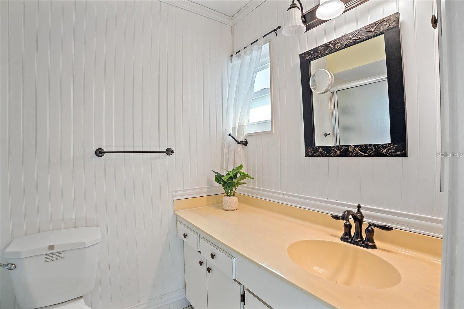 6948 Country Club Unit V-81, Sarasota, FL 34243