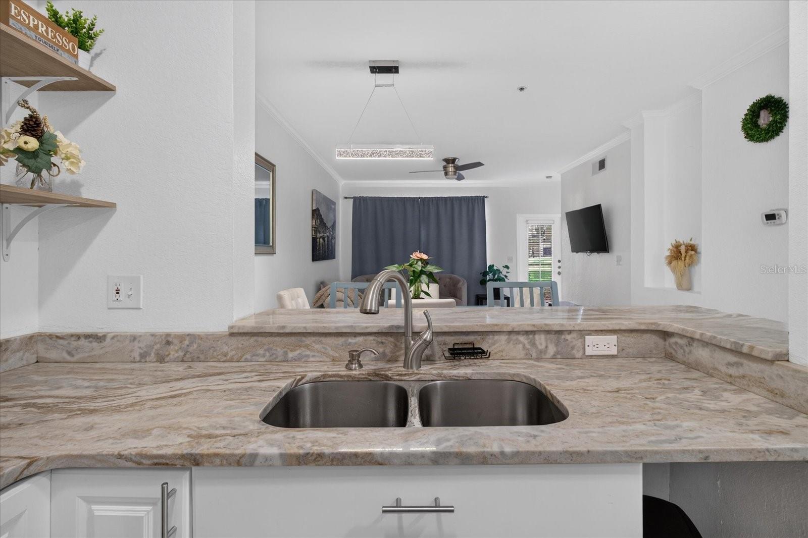 2612 Robert Trent Jones Unit 711, Orlando, FL 32835
