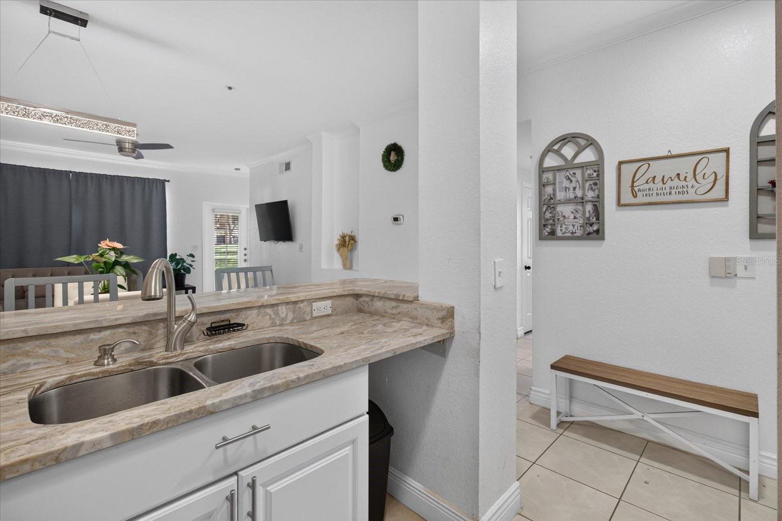 2612 Robert Trent Jones Unit 711, Orlando, FL 32835