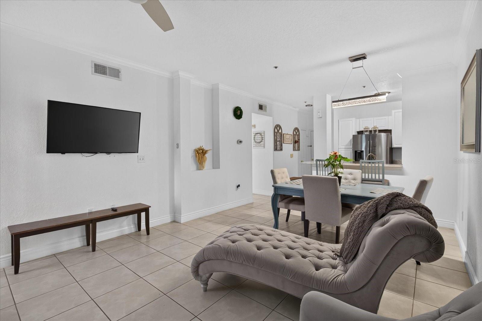 2612 Robert Trent Jones Unit 711, Orlando, FL 32835