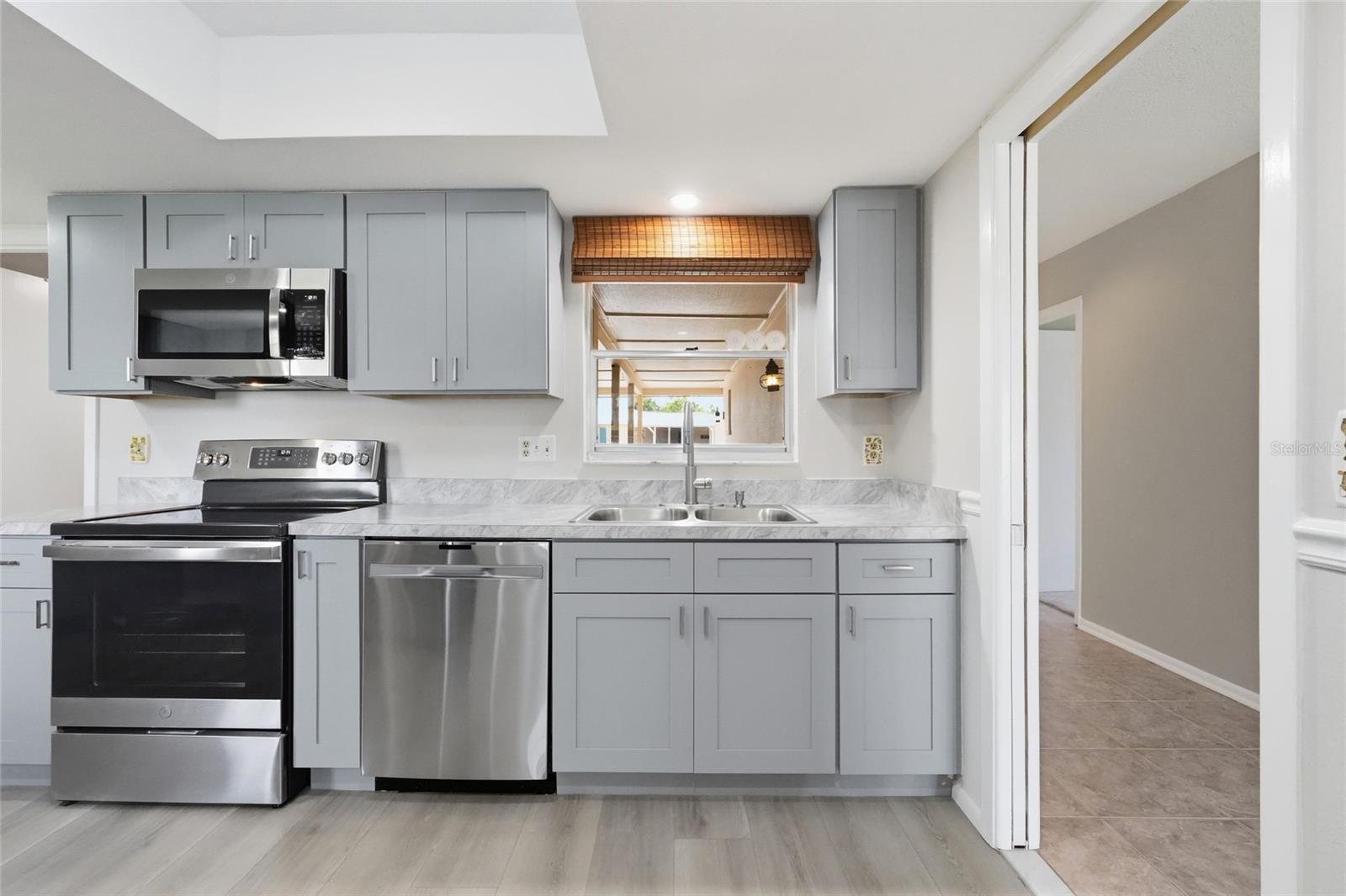 7206 10th, Bradenton, FL 34209
