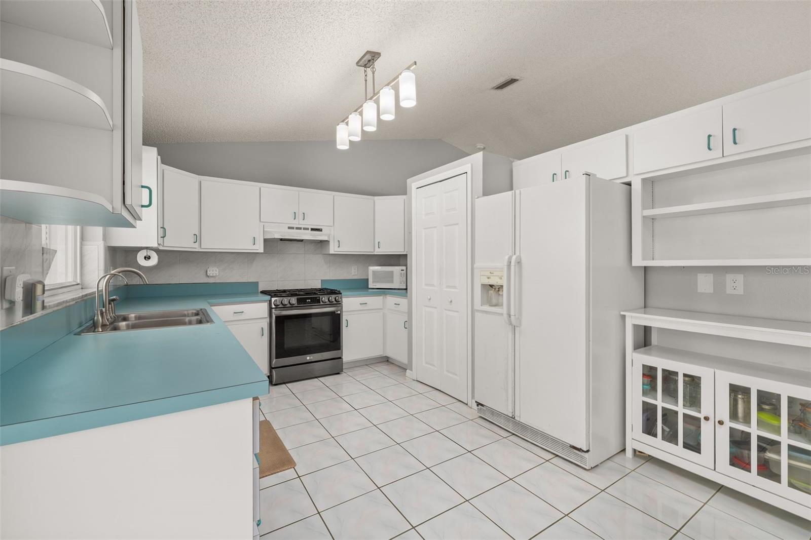 1299 Amador, Palm Bay, FL 32907