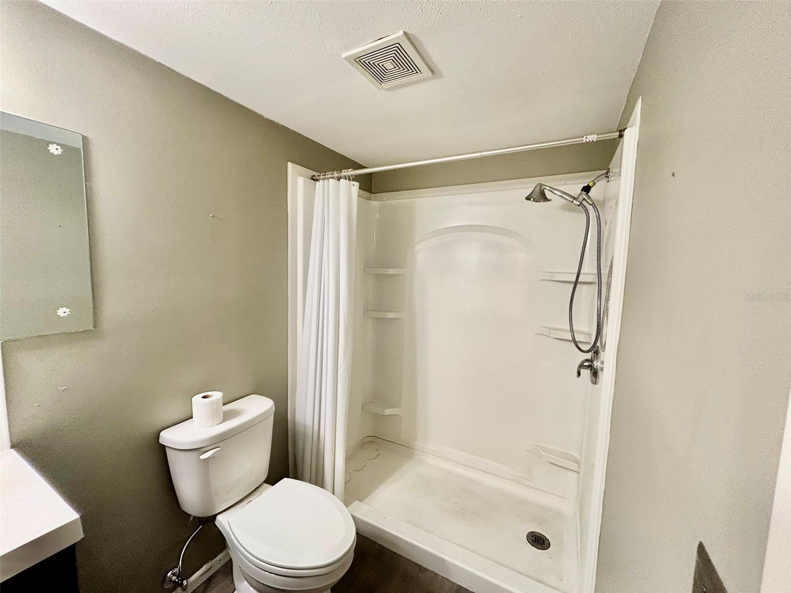 2457 Ecuadorian Unit 41, Clearwater, FL 33763