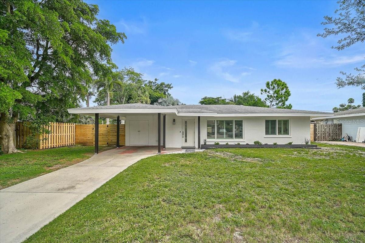 2347 Tangerine, Sarasota, FL 34239