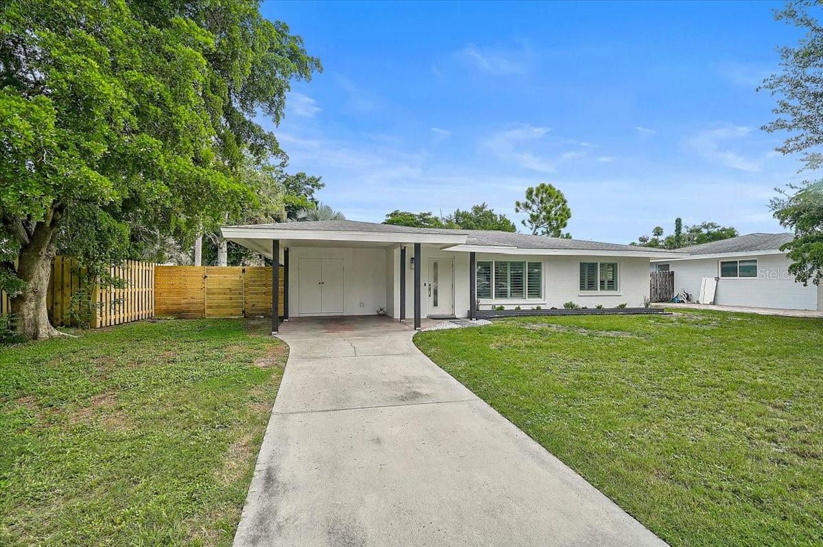 2347 Tangerine, Sarasota, FL 34239