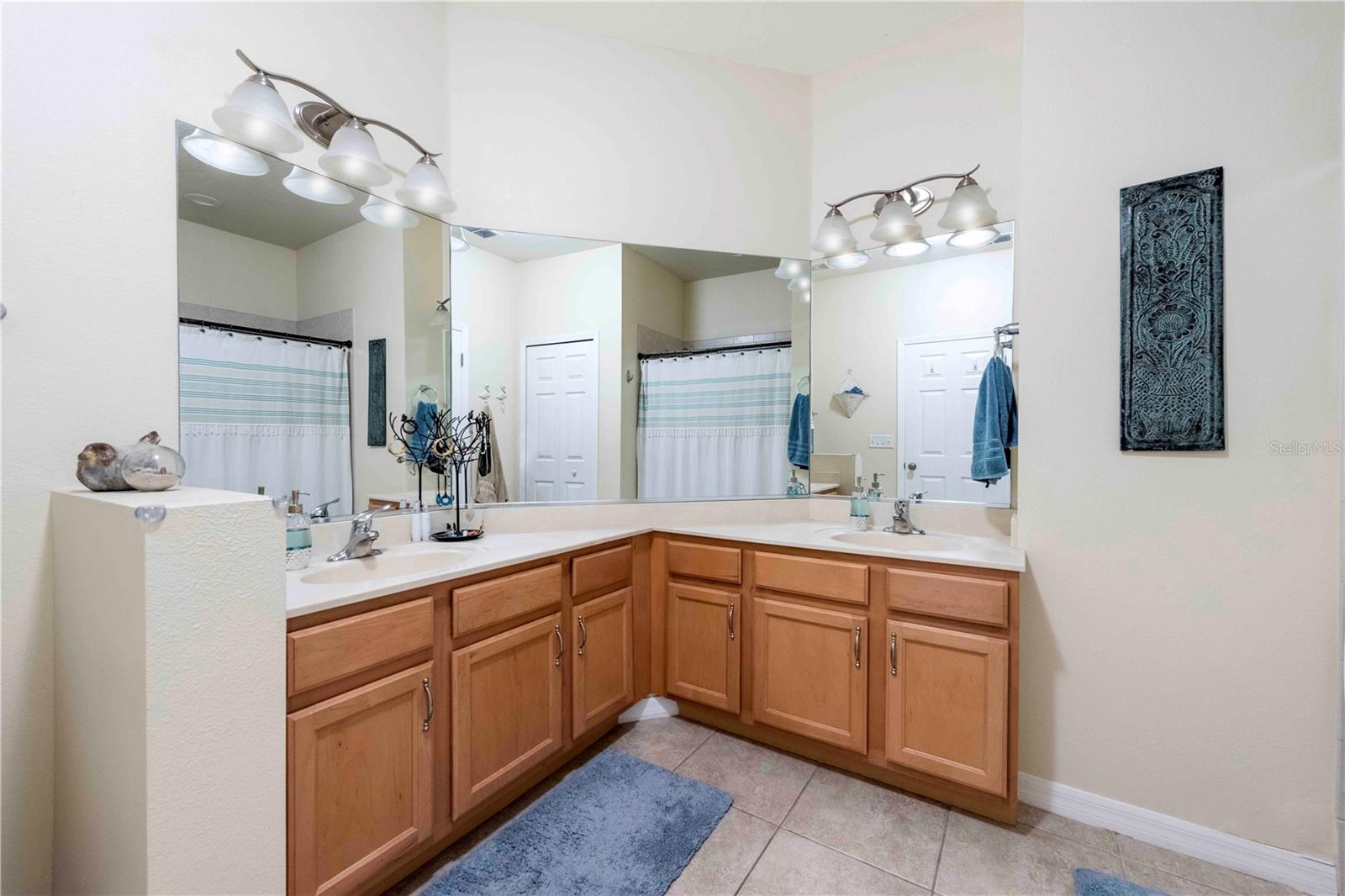3698 Parkridge Unit 26-104, Sarasota, FL 34243