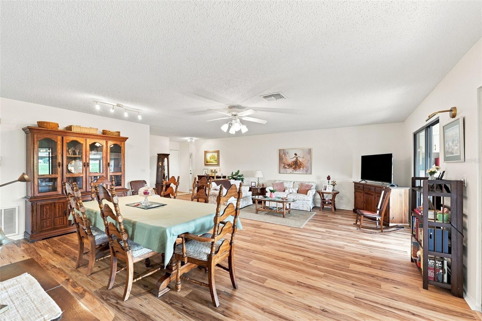 2417 Locksley Unit 229, Sun City Center, FL 33573