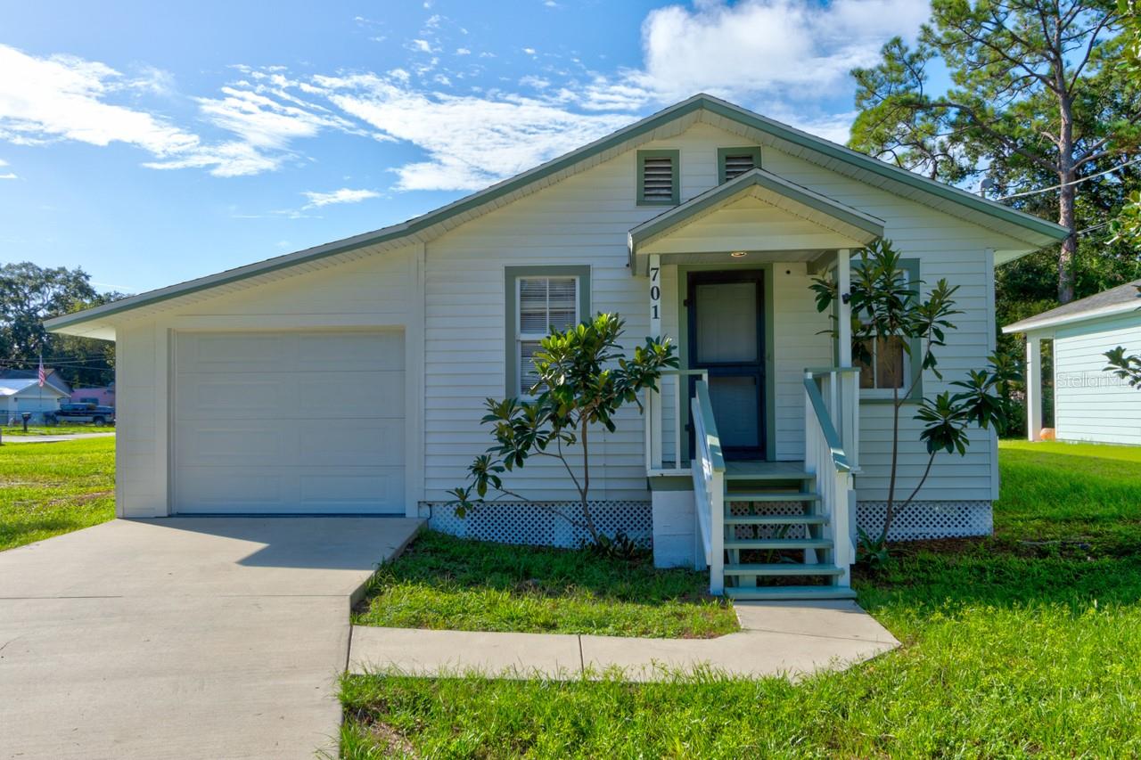 701 Flomich, Holly Hill, FL 32117