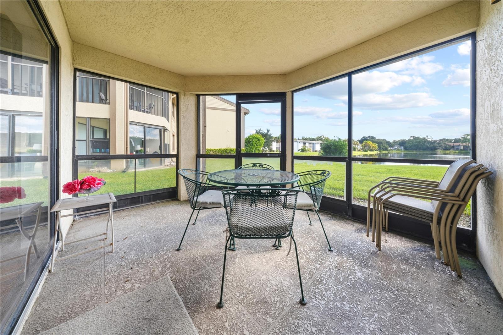 317 Woodlake Wynde, Oldsmar, FL 34677