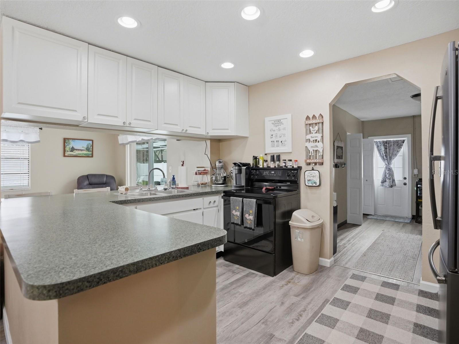 9122 Dupont, Spring Hill, FL 34608
