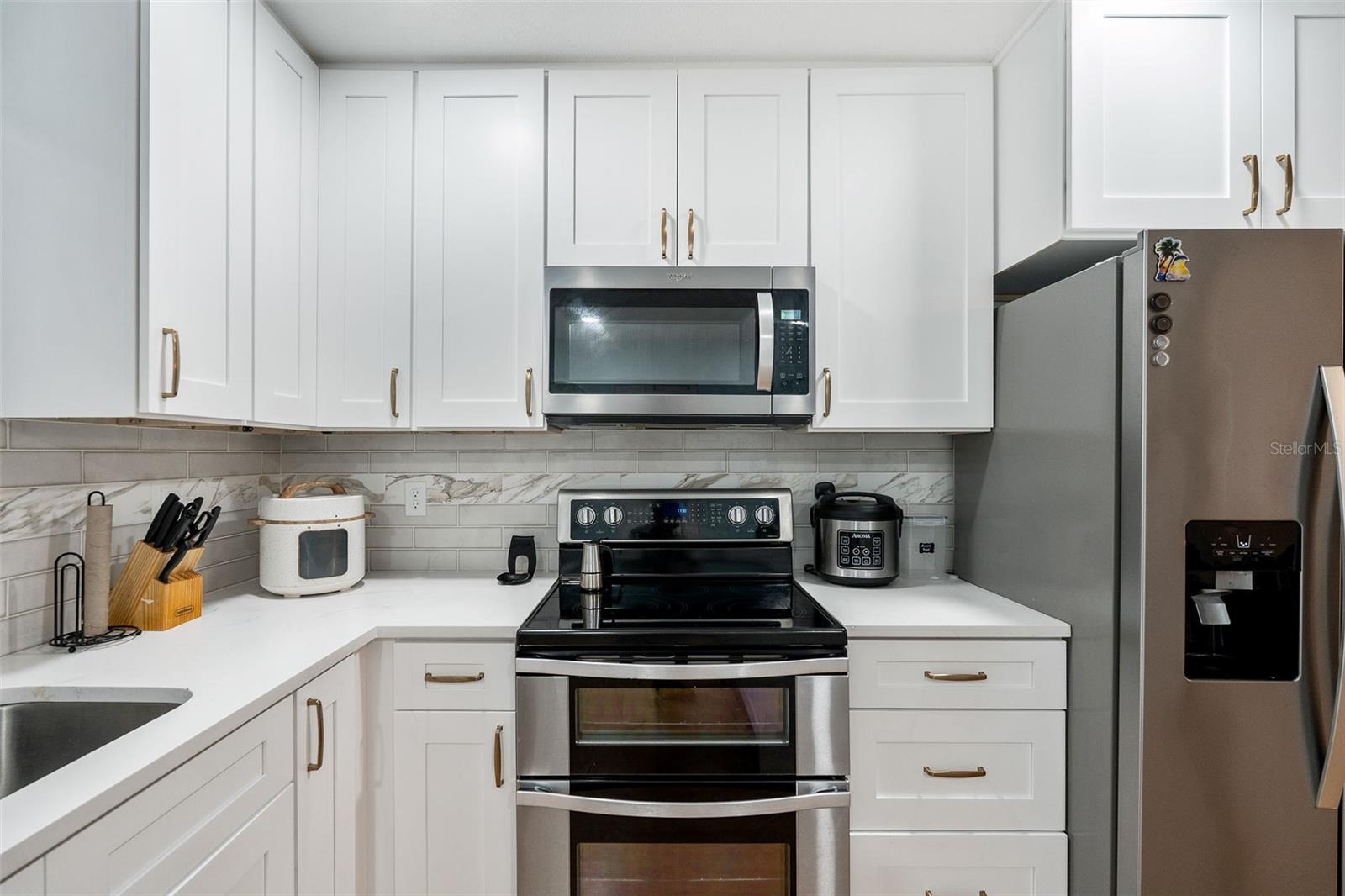 1835 15th, St Petersburg, FL 33712