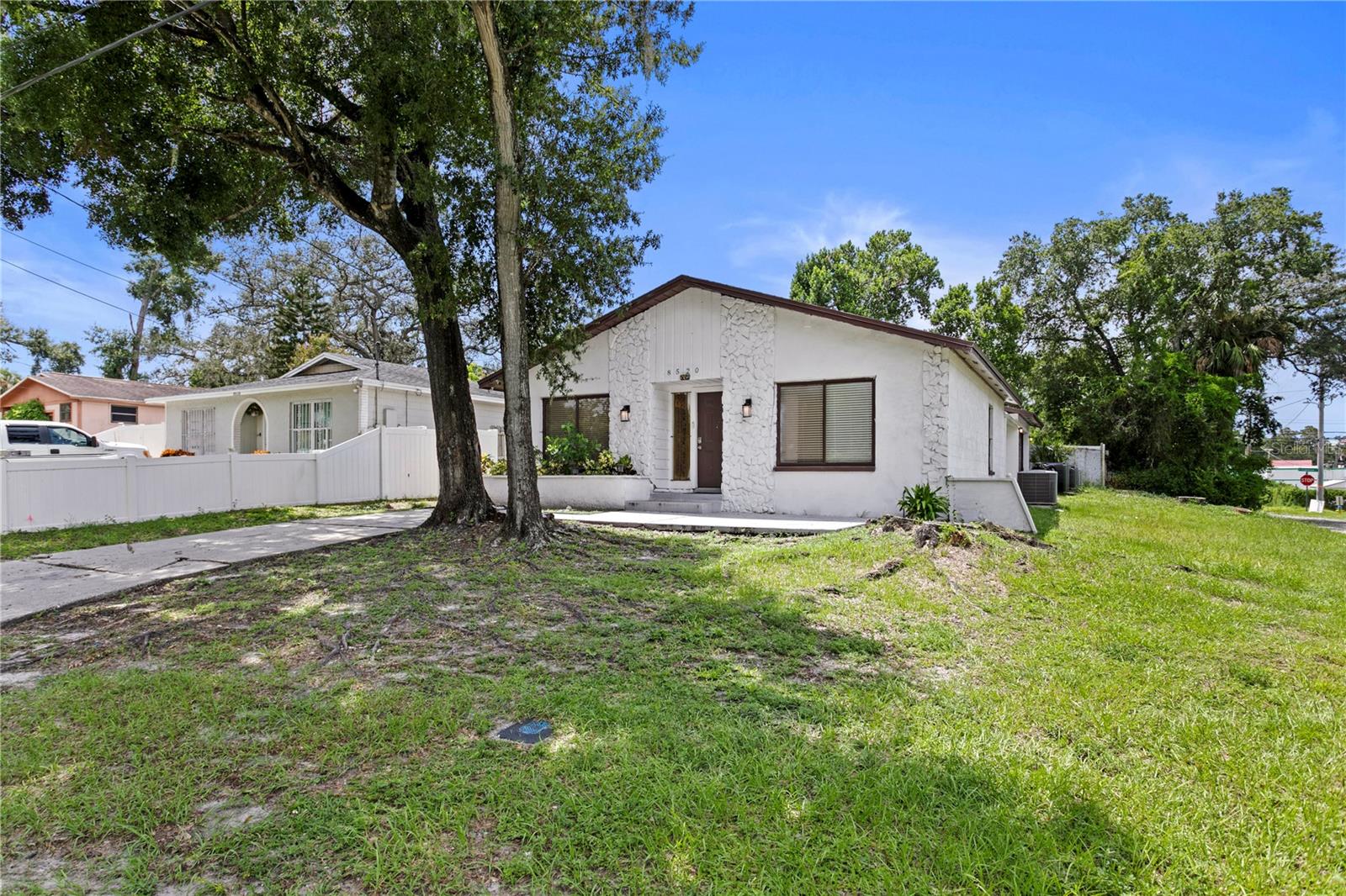 8520 Branch, Tampa, FL 33604