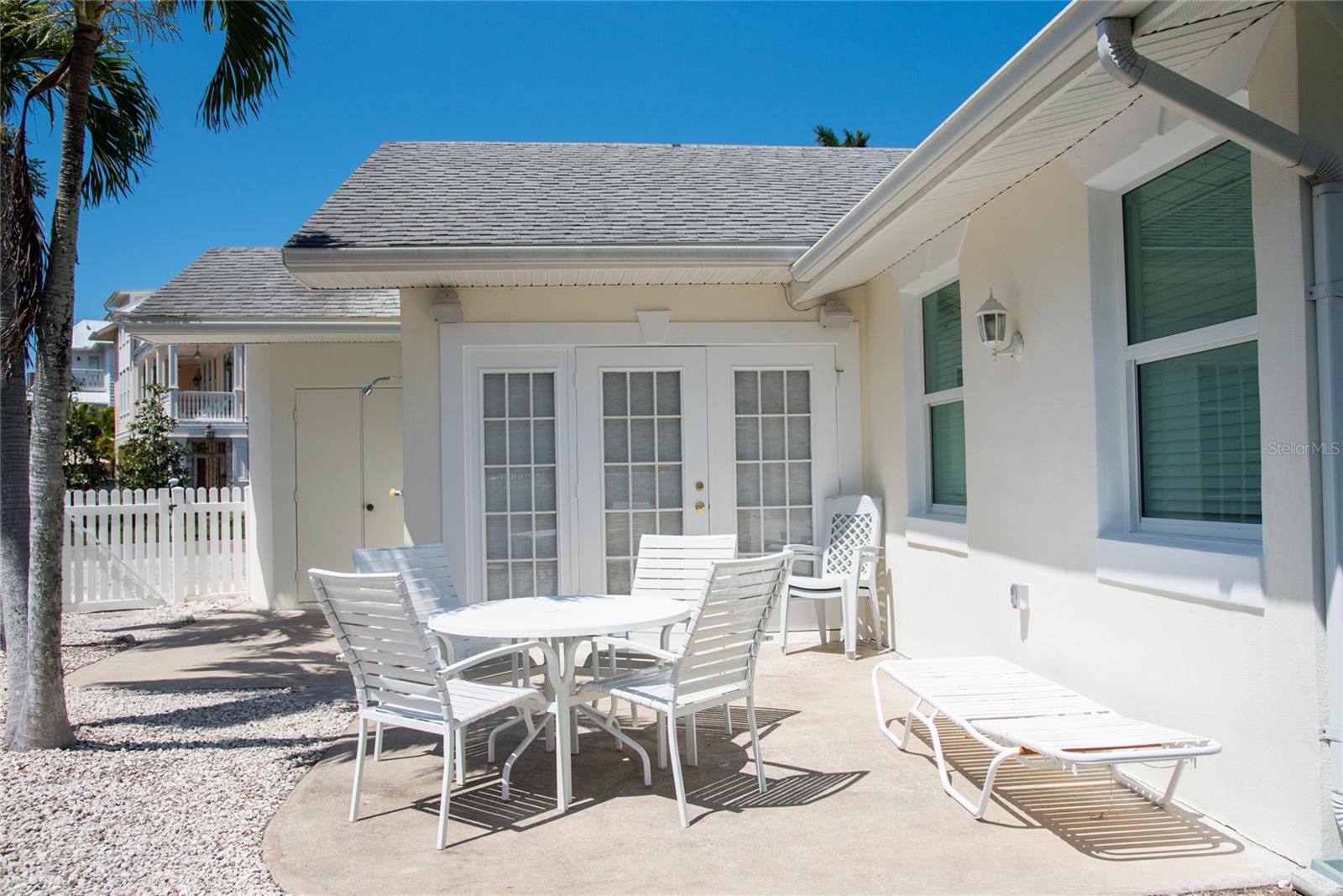 117 79th, Holmes Beach, FL 34217
